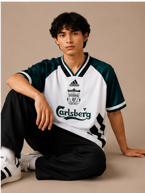 liverpool_sitting_view Liverpool 95 Retro Jersey